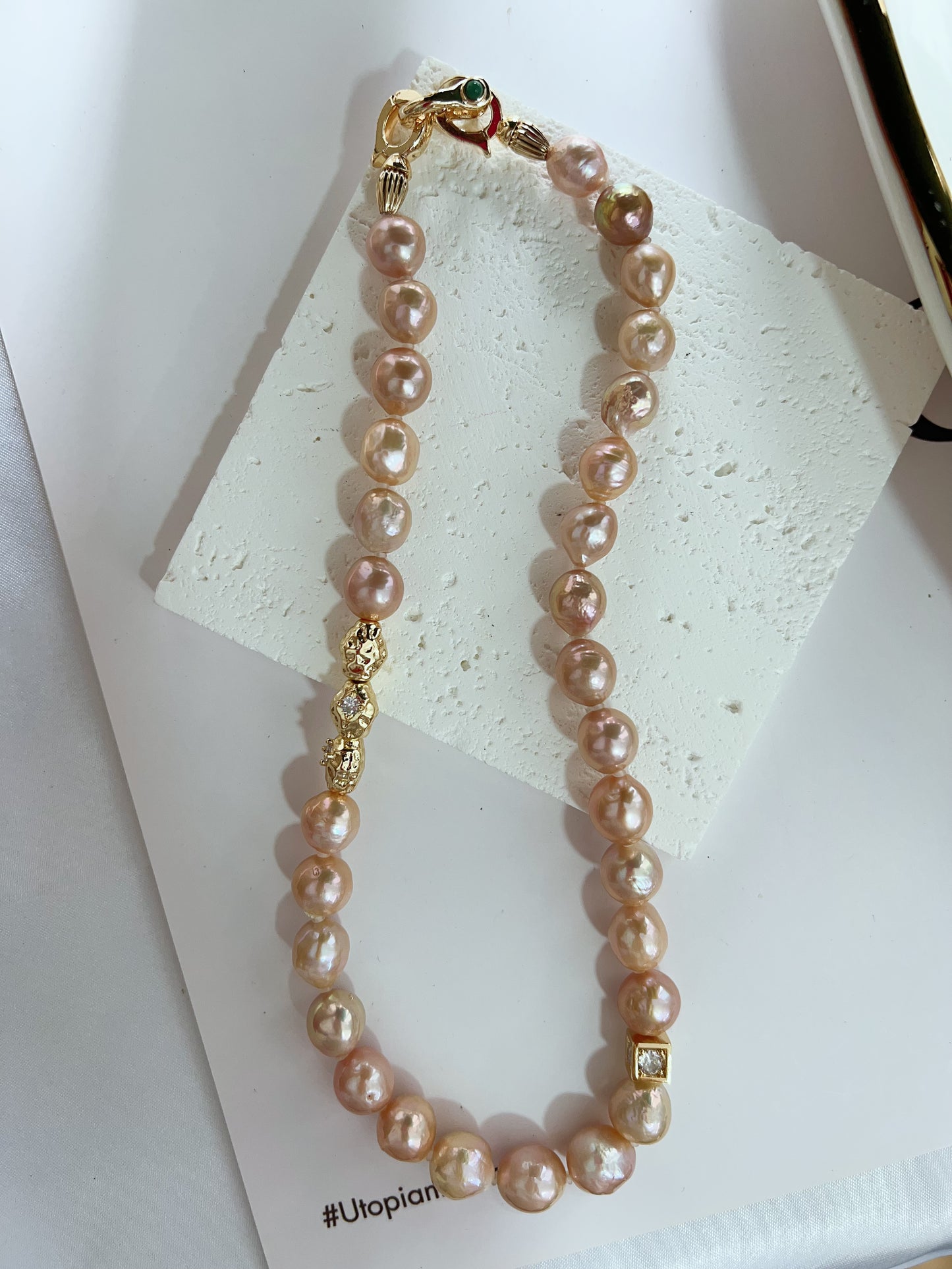 #PN1252 Freshwater Pearl Necklace 40cm lustrous golden wrinkle baroque pearl zircon