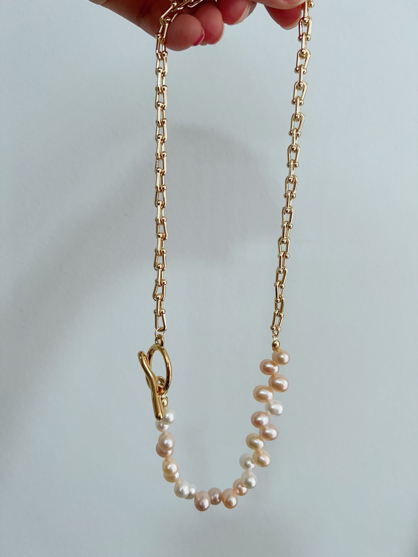 #PN1275 Freshwater pearl necklace lace pattern lustrous half chain half pearl design upfront clasp