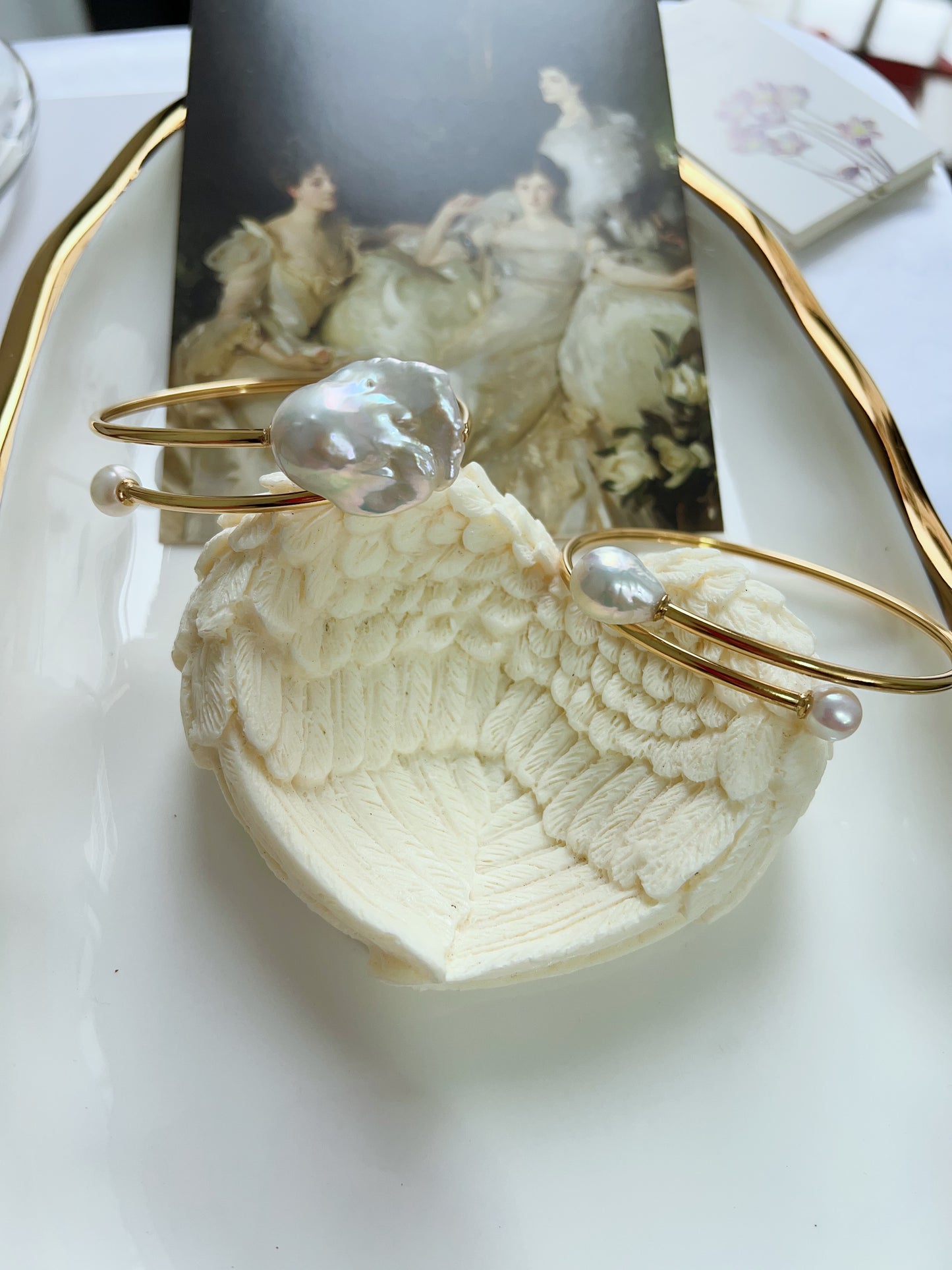 #B18 Freshwater pearl bangle big fishtail baroque peal extremely lustrous bulb pearl soft bangle adjustable