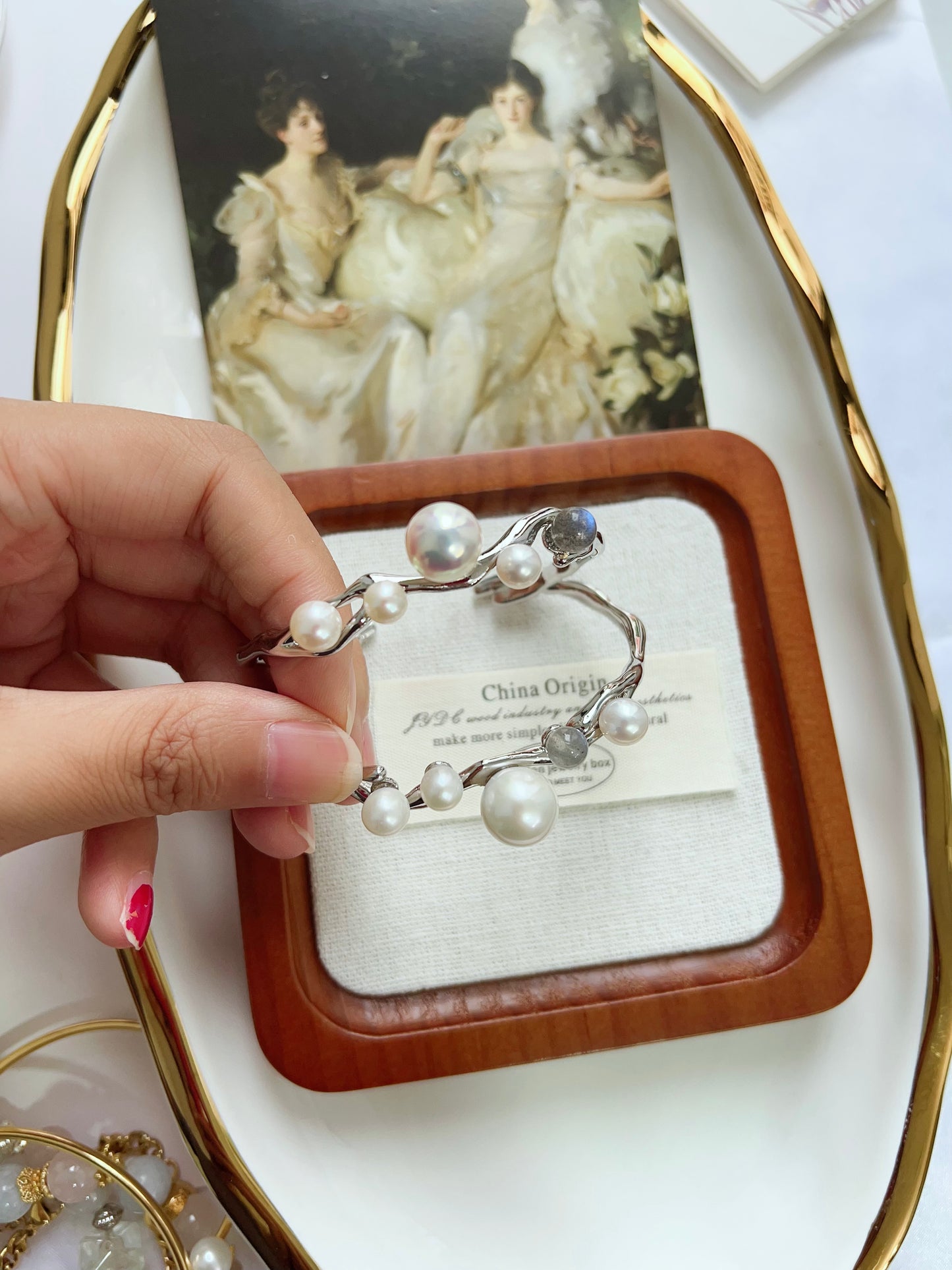 #B19 Freshwater pearl bangle lustrous pearl labradorite strong sheen titanium rust free adjustable