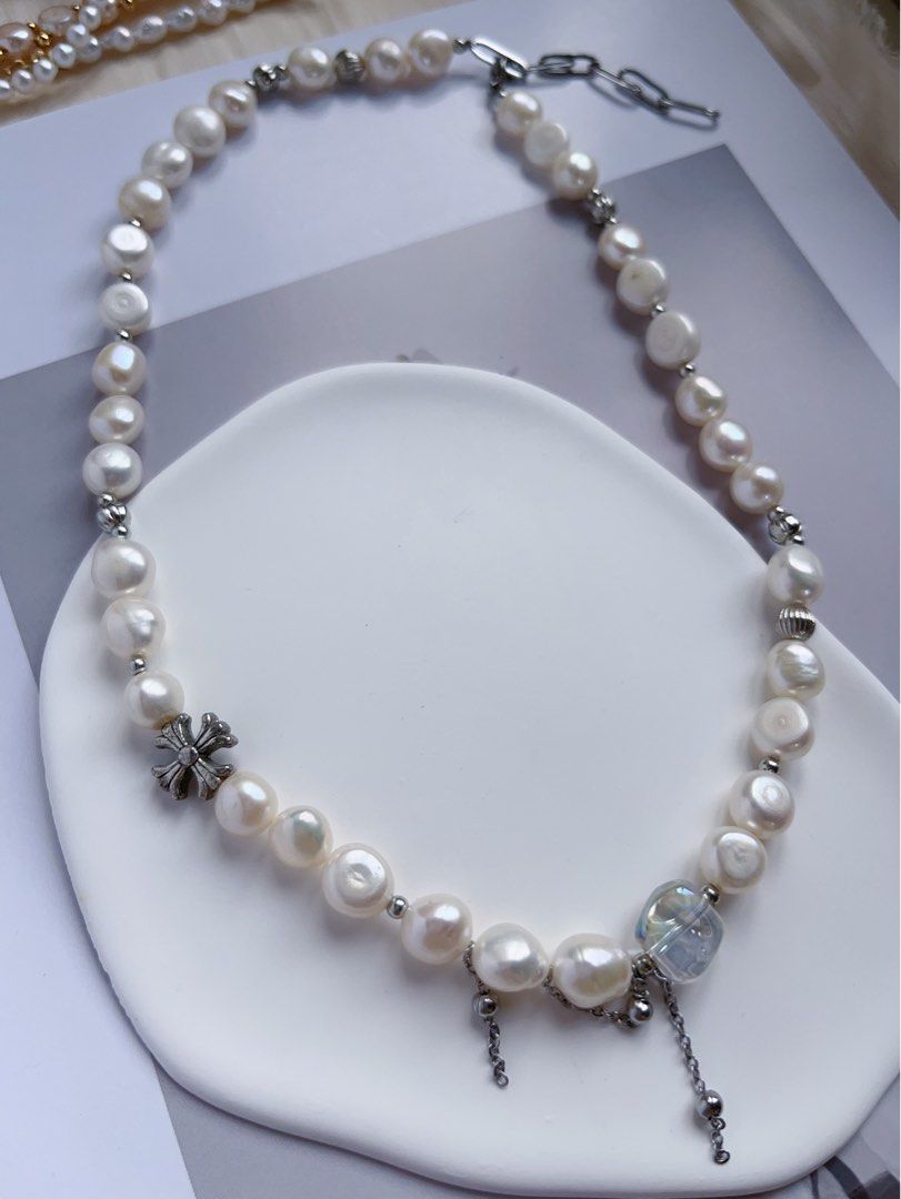 #PN557 [Snow White] Freshwater Pearl Necklace |Baroque Pearl |Natural Flaws |Dripping Chain|Cross